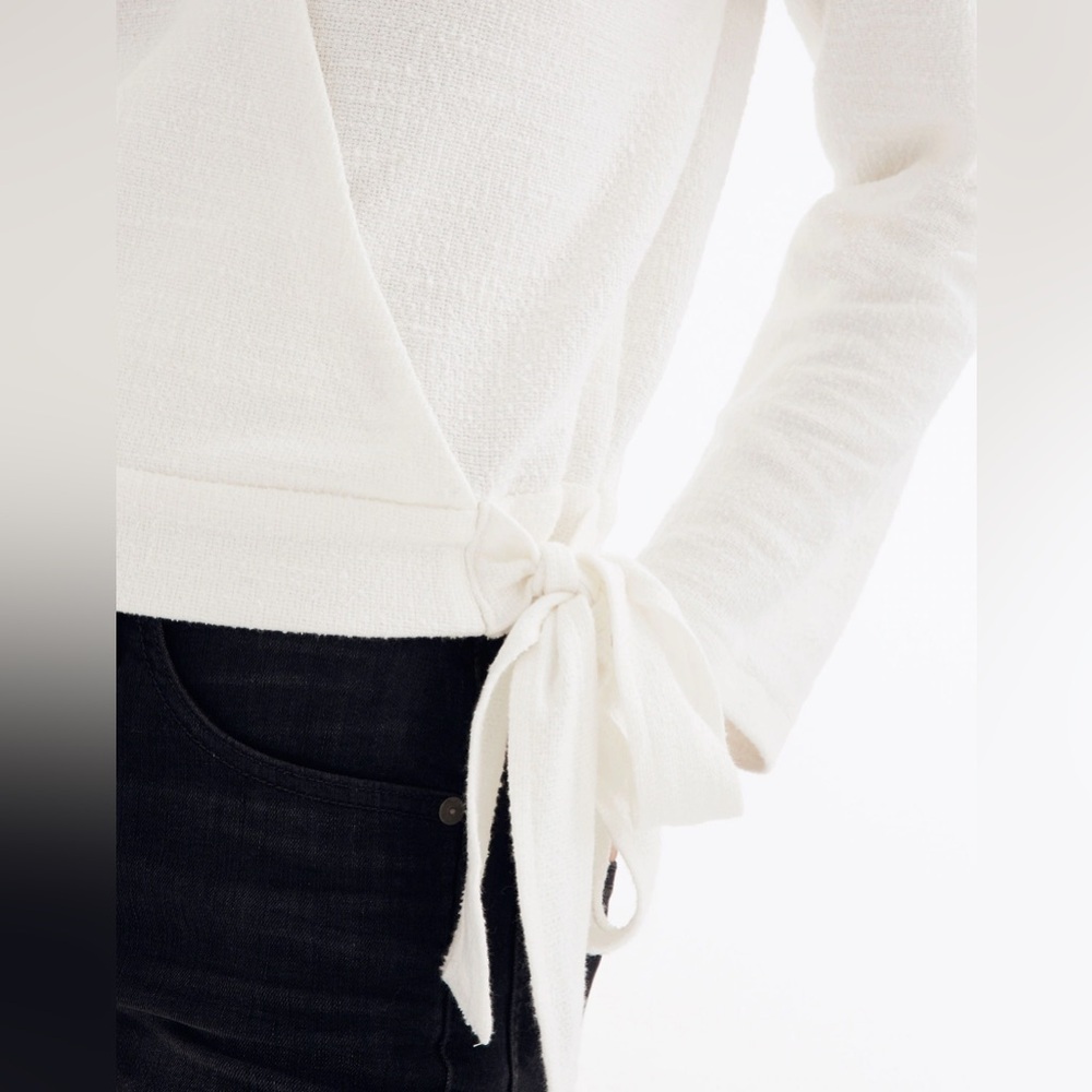 Madewell White V-Neck Sweater Soft Knit - Picture 5 of 8